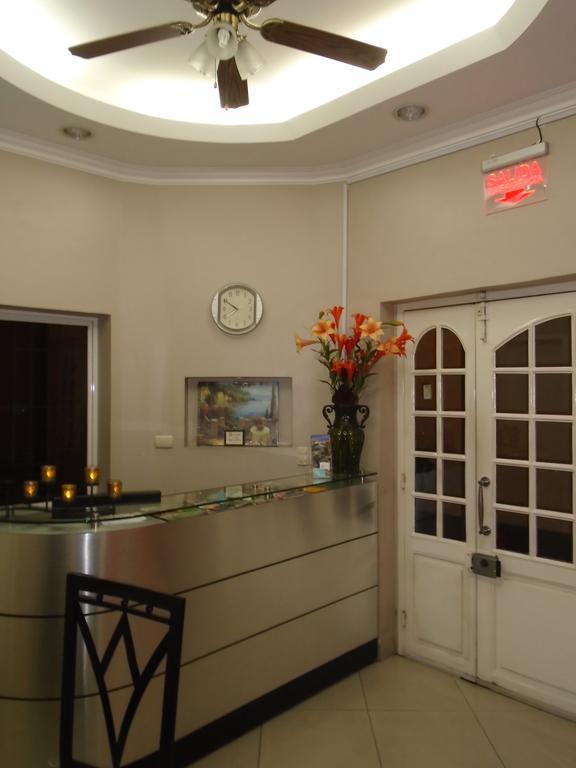 Jeshua Inn Guayaquil Exterior foto