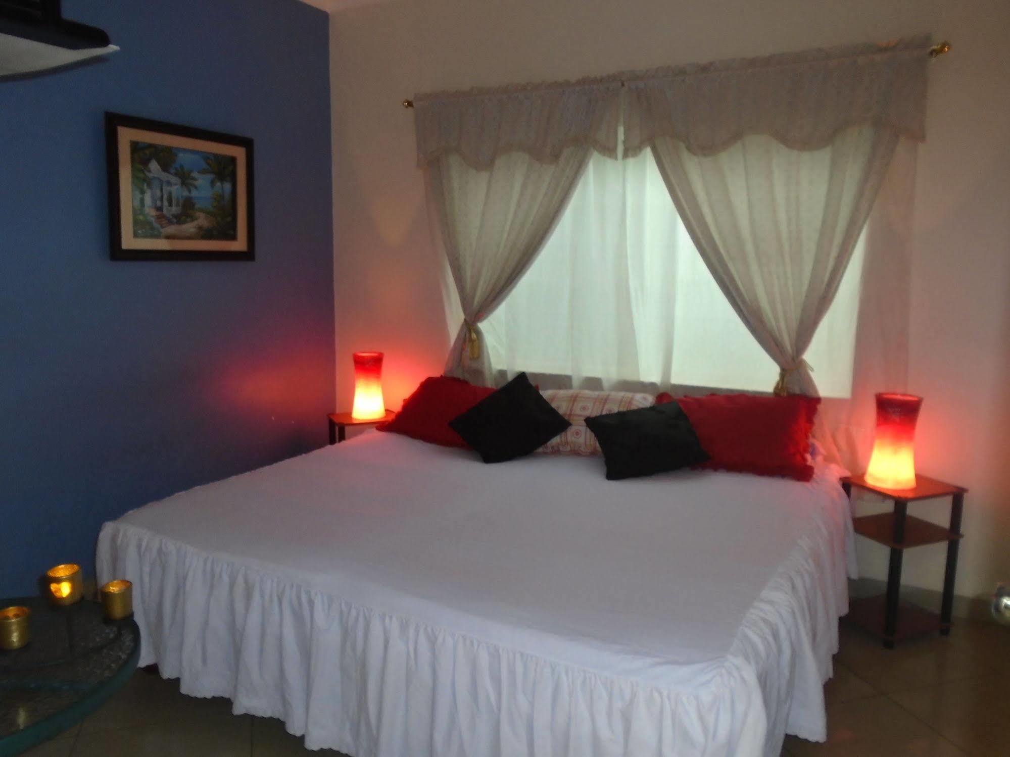 Jeshua Inn Guayaquil Exterior foto